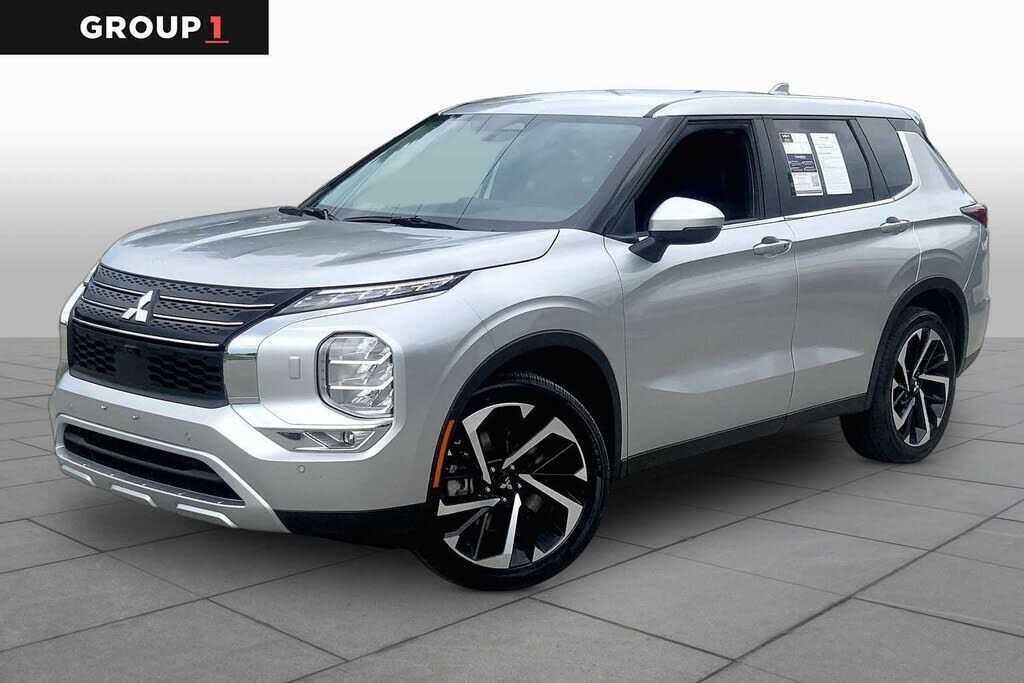 2024 MITSUBISHI Outlander