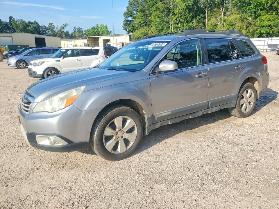 2010 SUBARU Outback