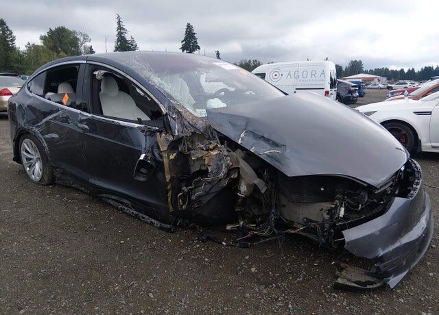 2020 TESLA Model X