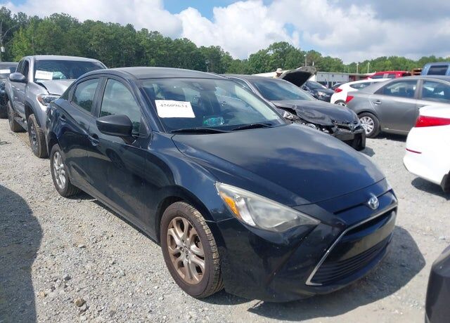 2017 TOYOTA Yaris