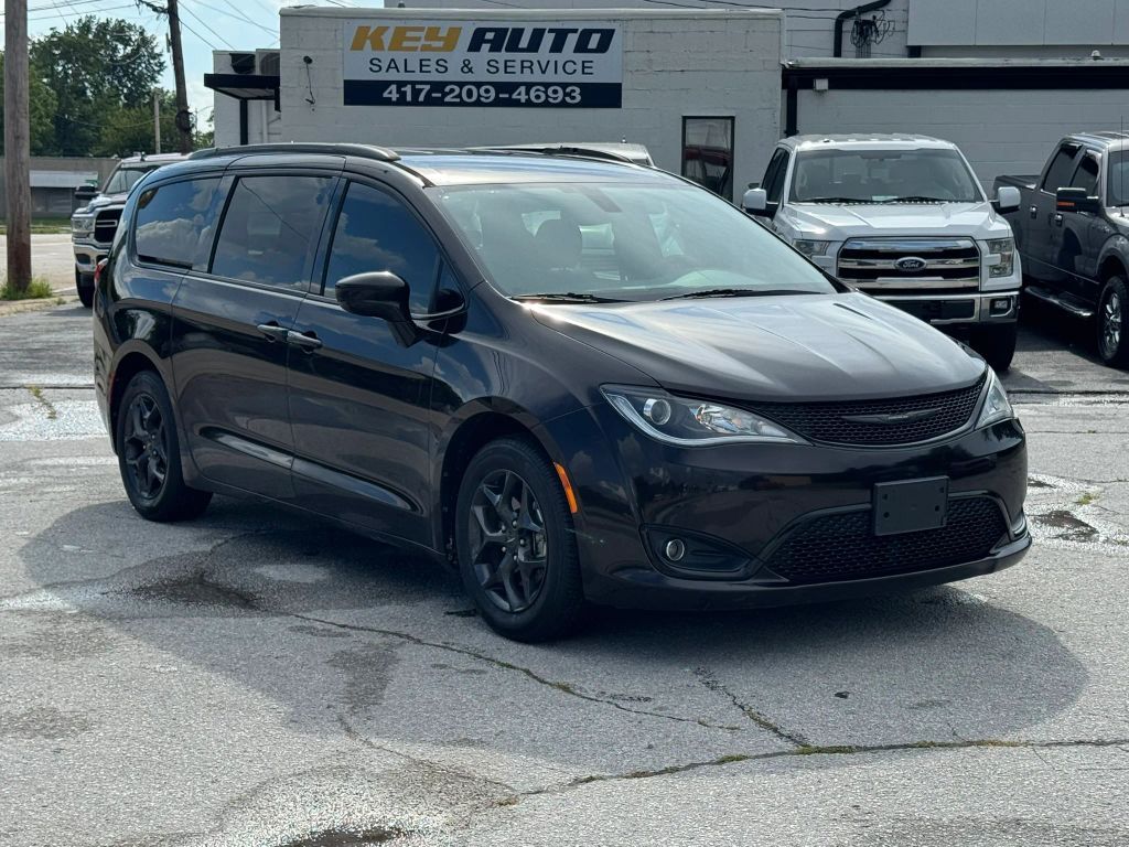 2018 CHRYSLER Pacifica