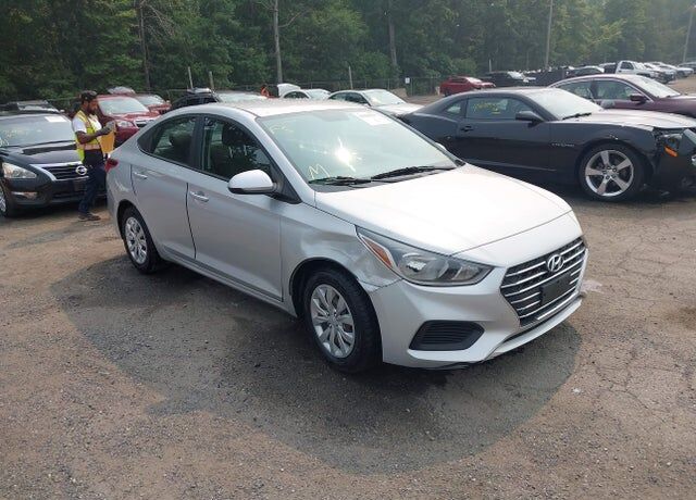 2022 HYUNDAI Accent