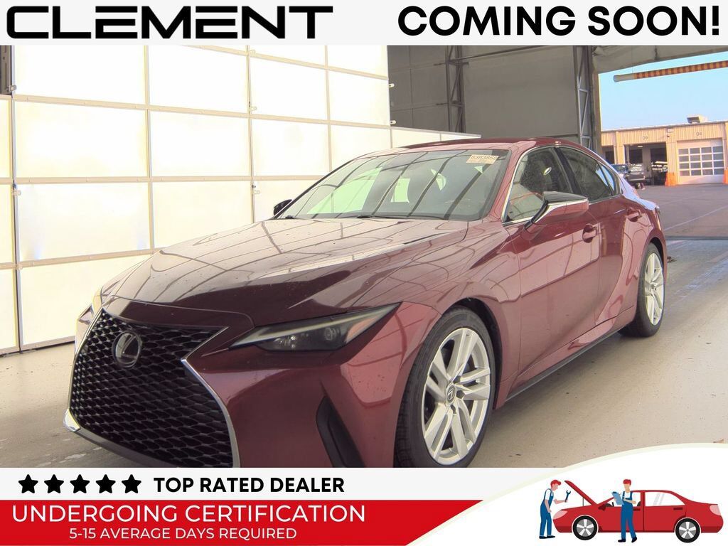 2022 LEXUS IS