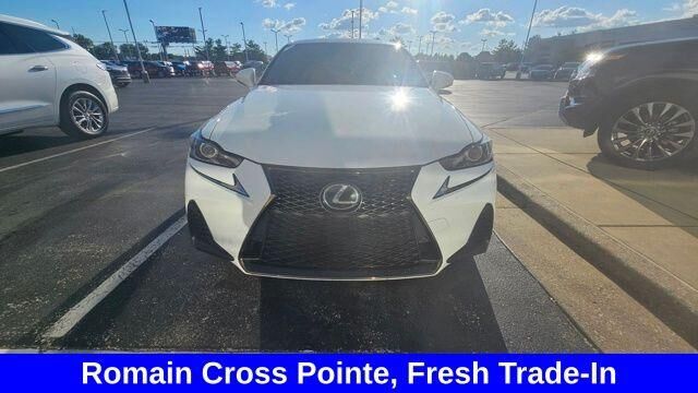 2020 LEXUS IS