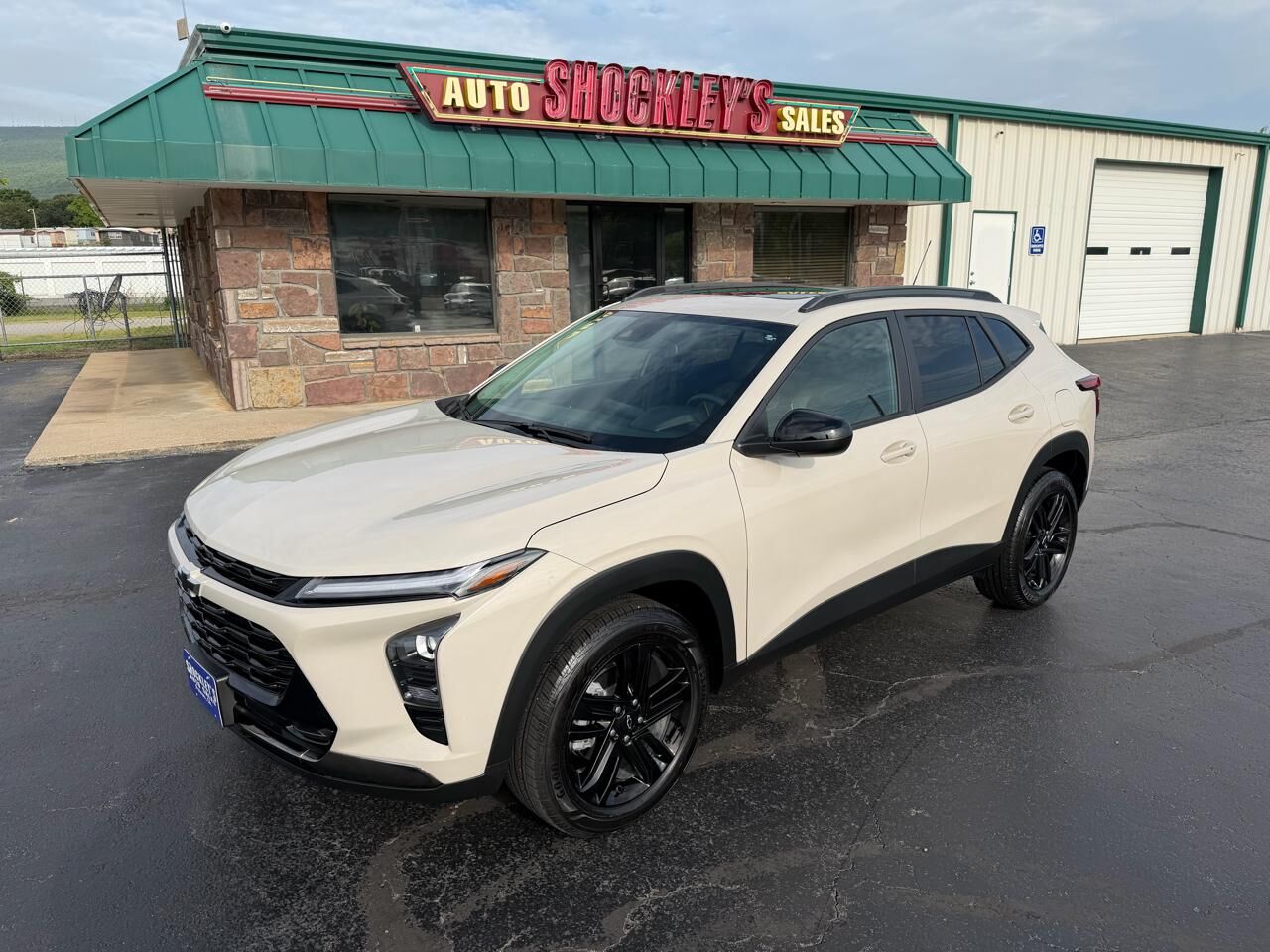 2026 CHEVROLET Trax