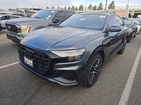 2021 AUDI Q8