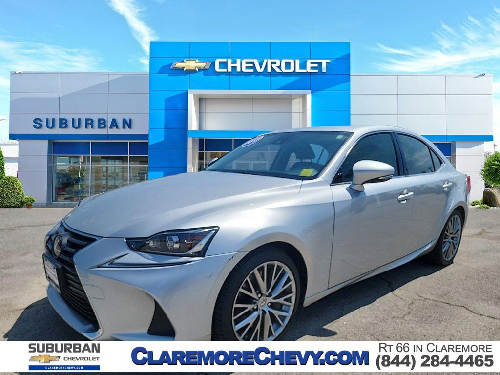 2017 LEXUS IS