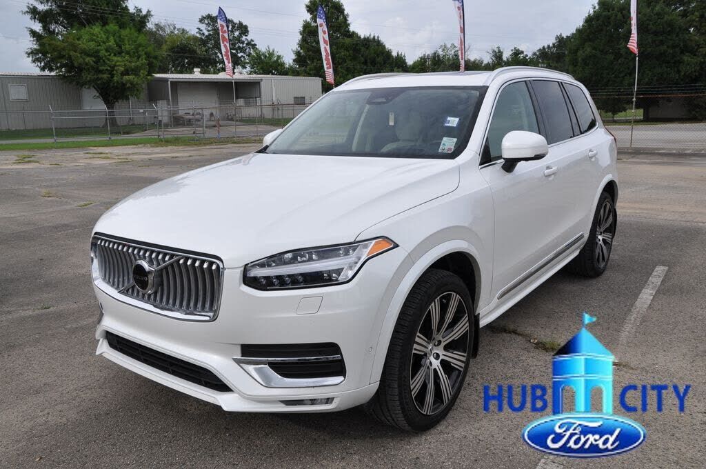 2023 VOLVO XC90
