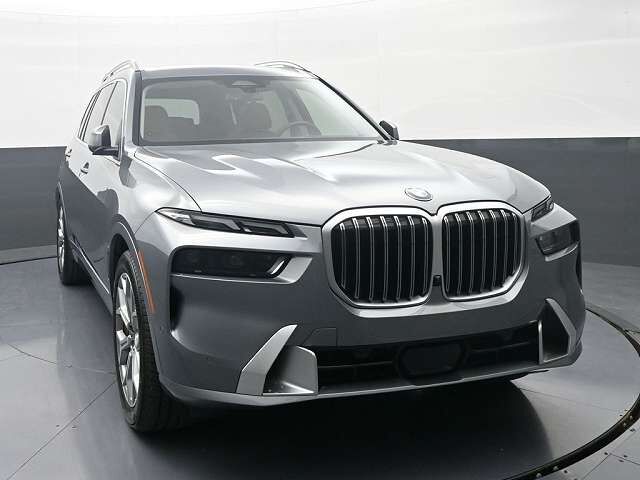 2025 BMW X7