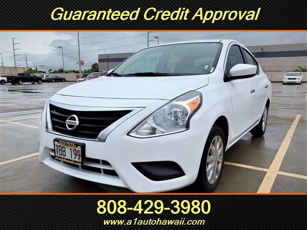 2017 NISSAN Versa