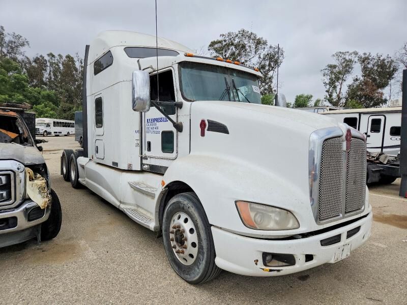2018 KENWORTH T6 Series