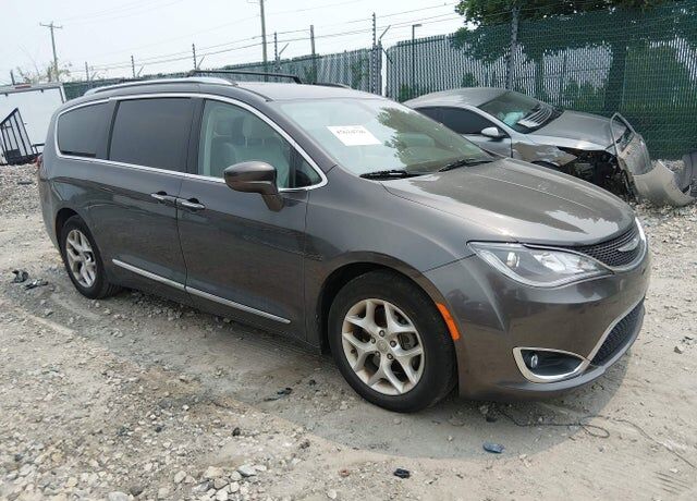 2017 CHRYSLER Pacifica