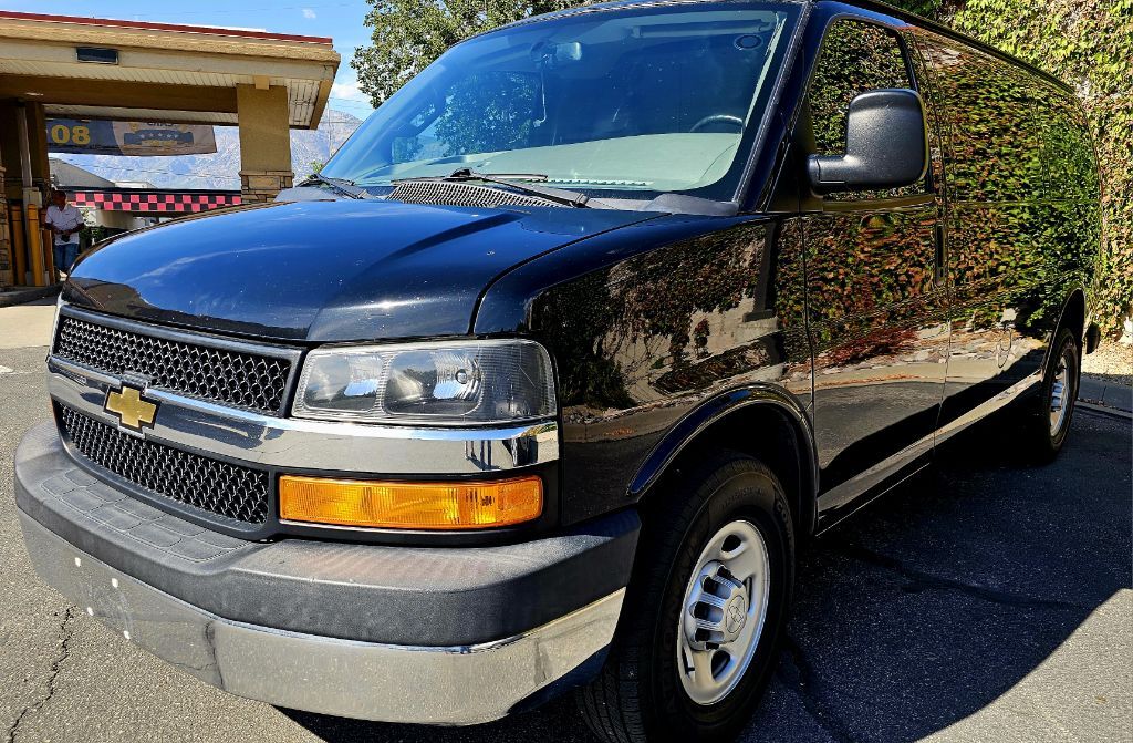 2018 CHEVROLET Express