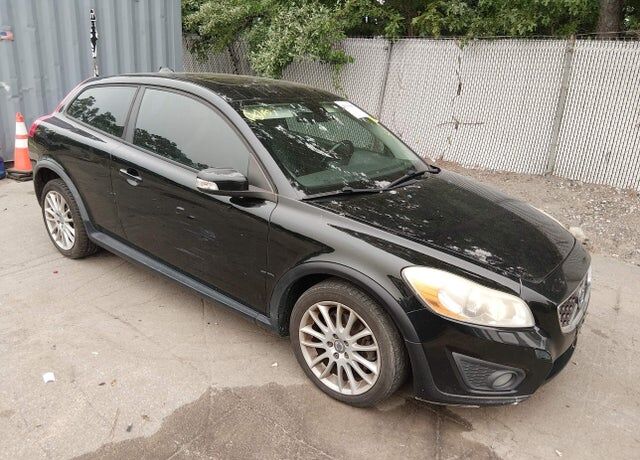 2011 VOLVO C30