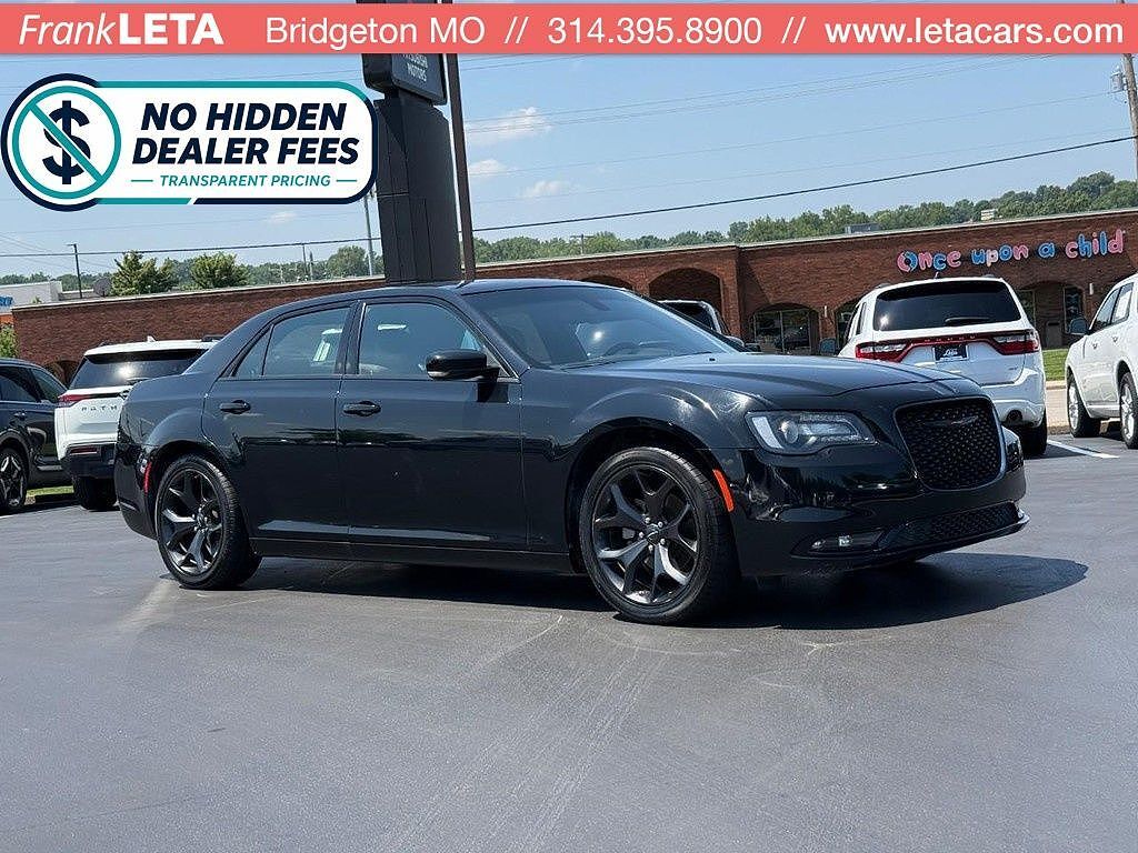 2023 CHRYSLER 300