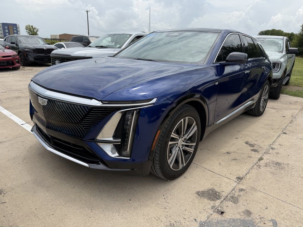 2024 CADILLAC Lyriq