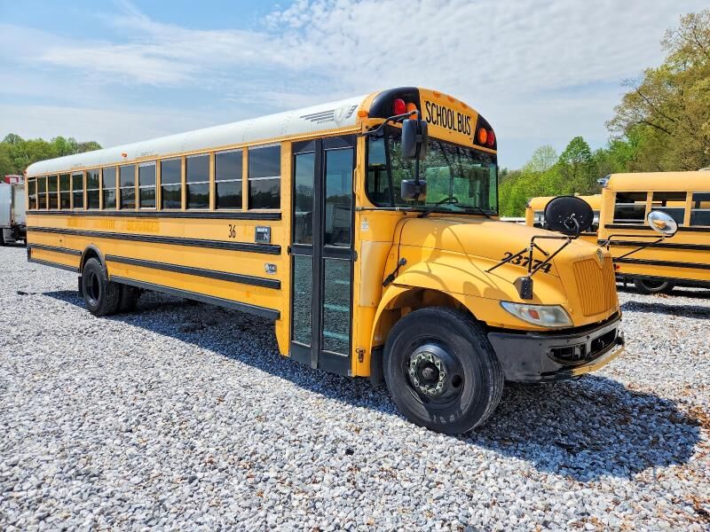 2013 IC BUS PB105