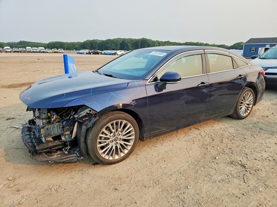 2022 TOYOTA Avalon