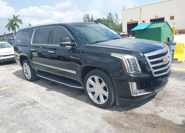 2016 CADILLAC Escalade