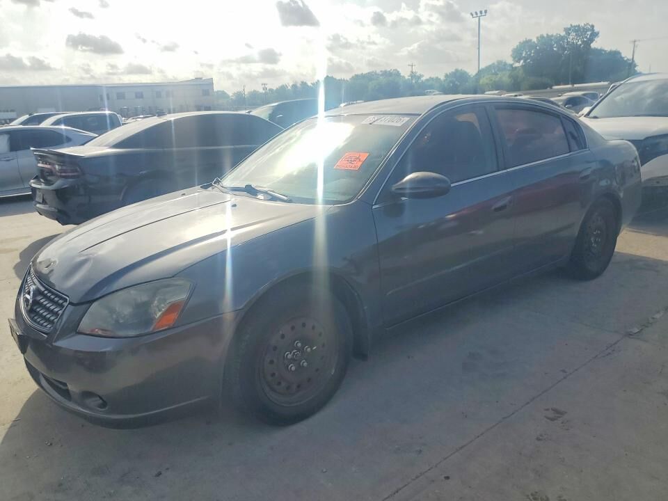 2005 NISSAN Altima