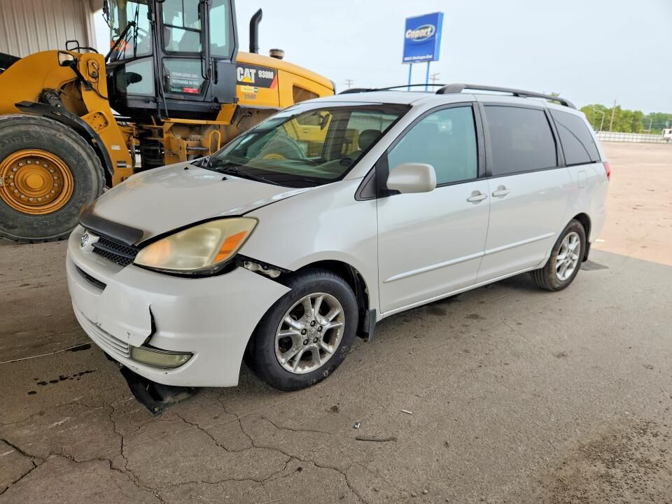 2005 TOYOTA Sienna