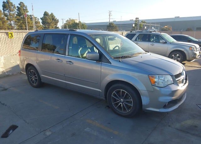2017 DODGE Grand Caravan