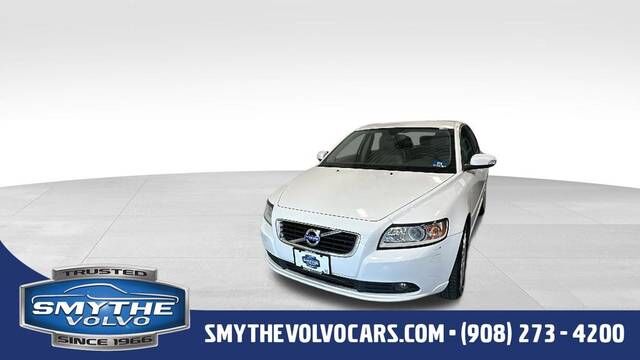 2011 VOLVO S40