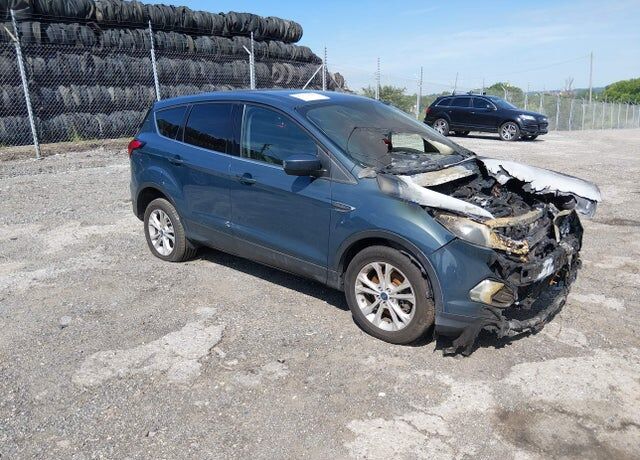2019 FORD Escape