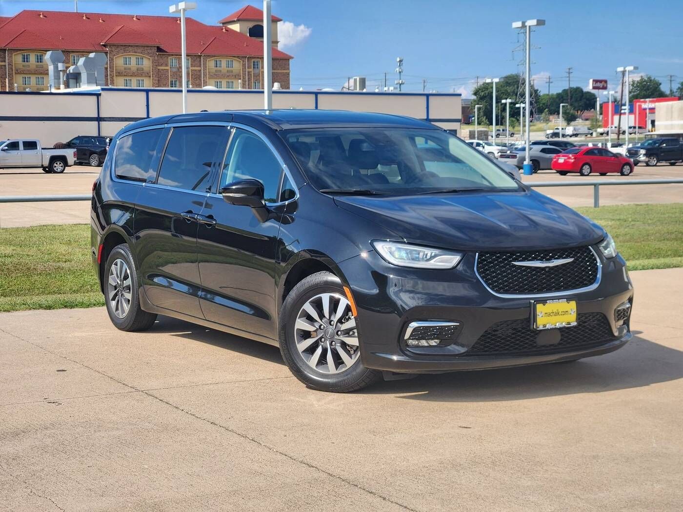 2023 CHRYSLER Pacifica