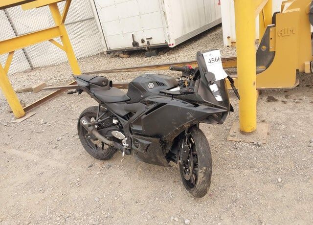 2025 YAMAHA YZF