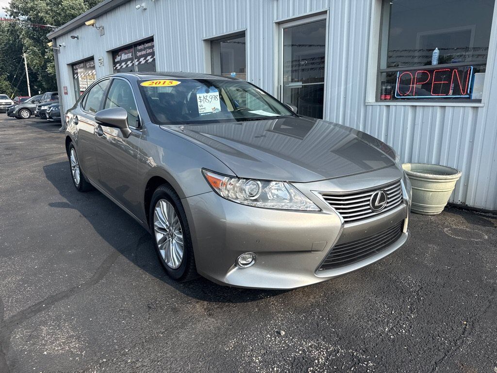 2015 LEXUS ES