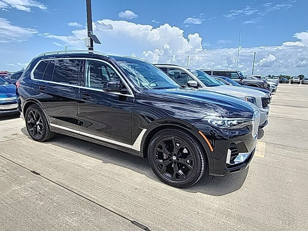 2022 BMW X7