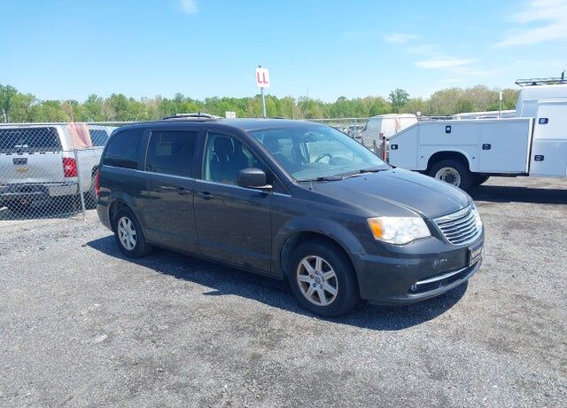 2012 CHRYSLER Town and Country