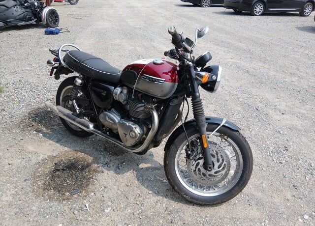 2023 TRIUMPH Bonneville