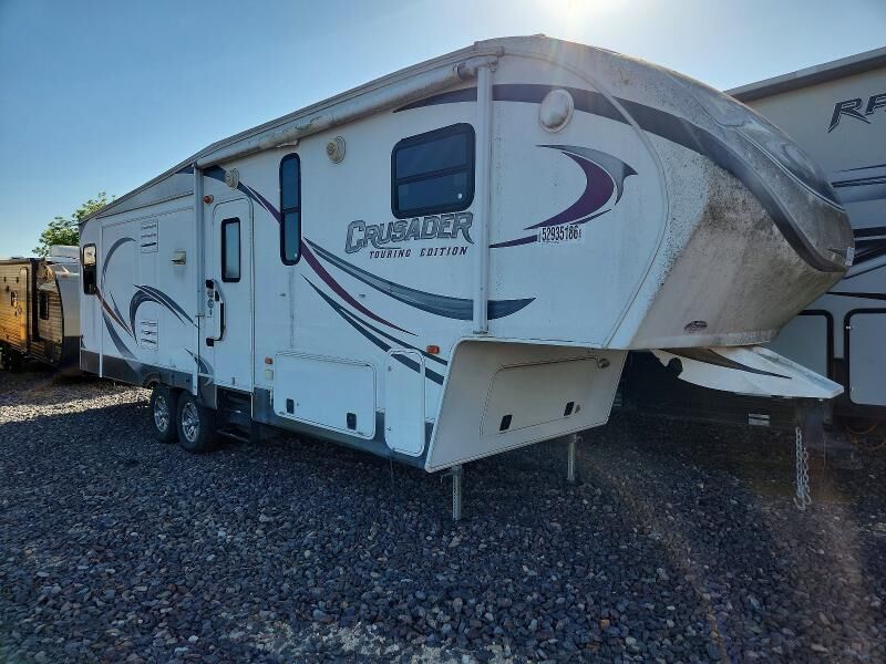 2013 FOREST RIVER Crusader