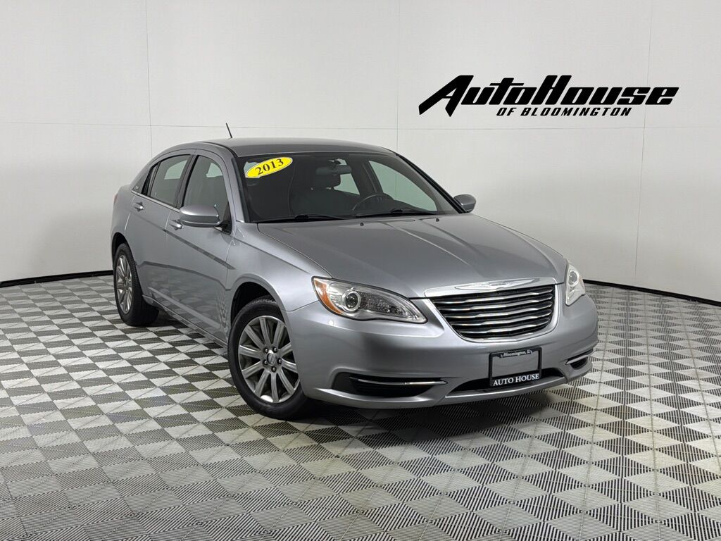 2013 CHRYSLER 200