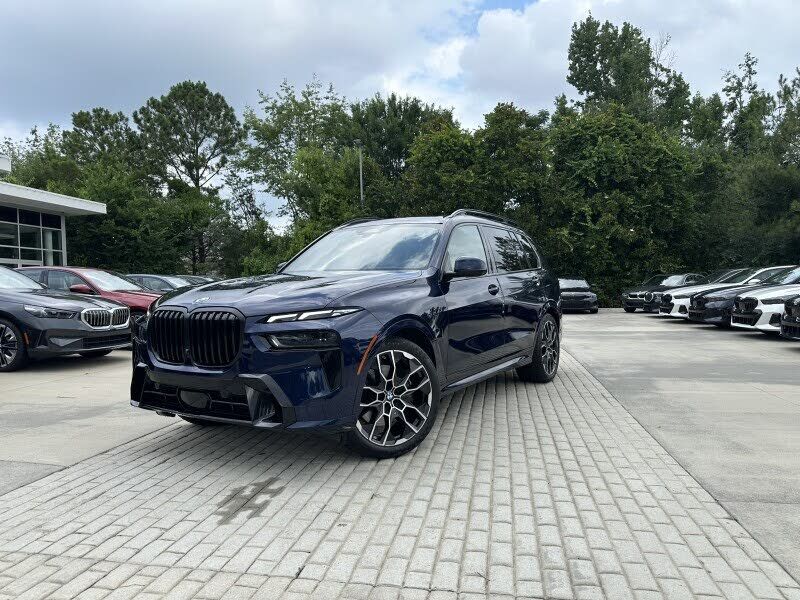 2024 BMW X7