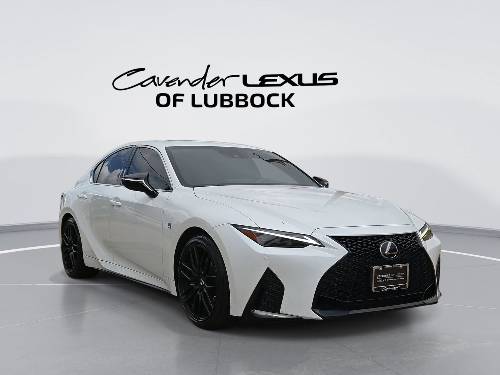 2022 LEXUS IS
