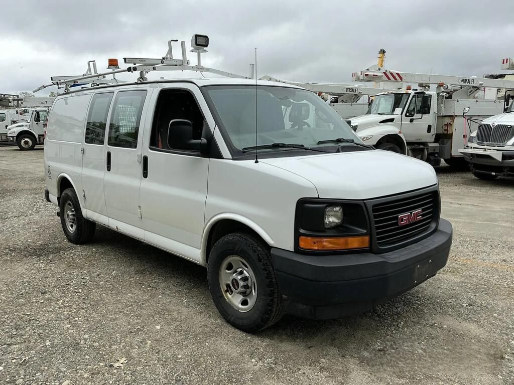 2017 GMC Savana