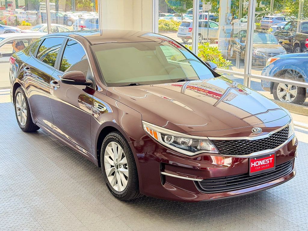 2018 KIA Optima