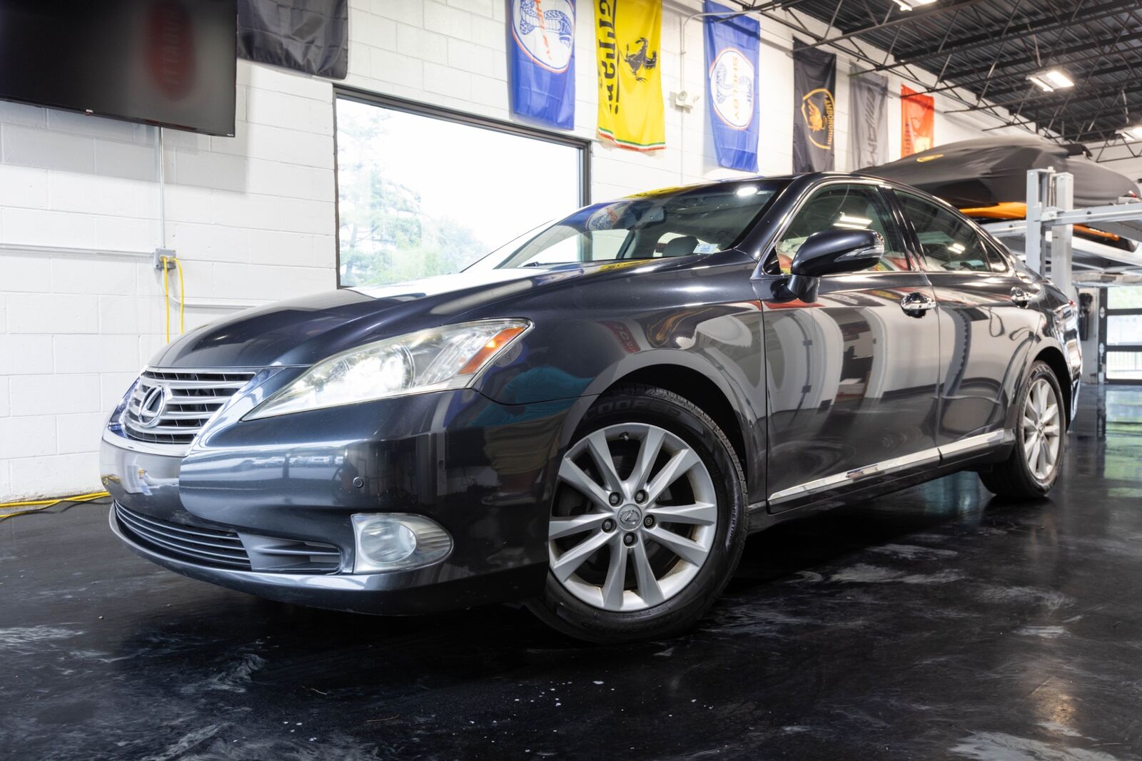 2011 LEXUS ES