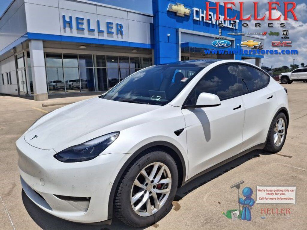 2022 TESLA Model Y