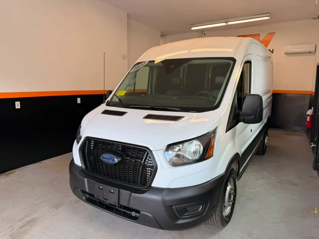 2022 FORD Transit