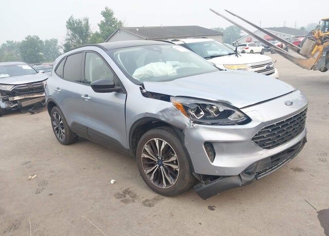 2022 FORD Escape