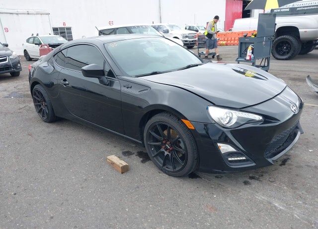 2014 TOYOTA Scion