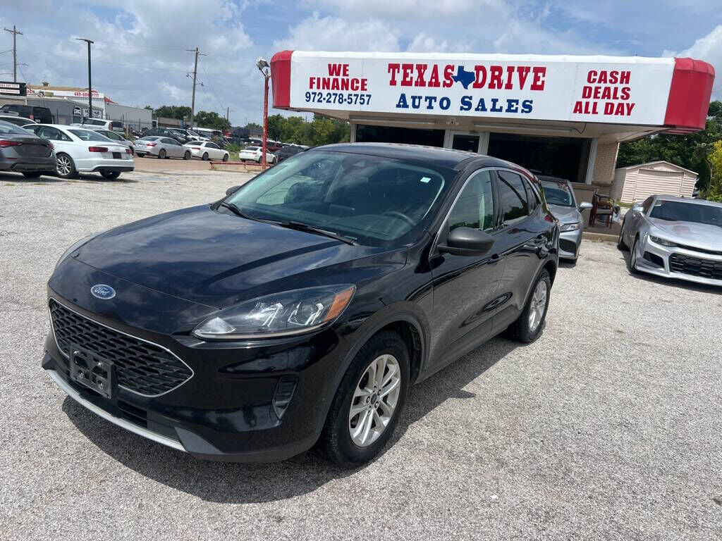 2022 FORD Escape