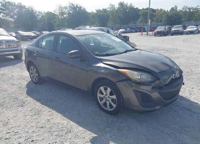 2010 MAZDA Mazda3