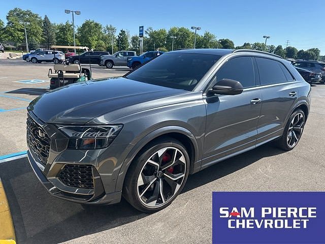 2021 AUDI RS Q8