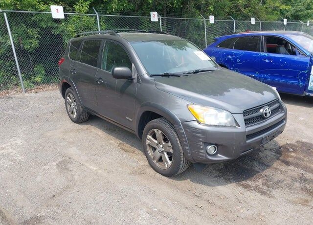 2011 TOYOTA RAV4