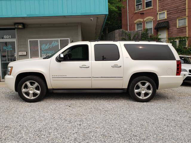 2014 CHEVROLET Suburban